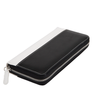 黒と白のツートーンカラーの財布の画像