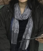 ９月薄いグレーのカシミヤストールを失くしましたの画像