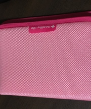ピンクの診察券入れの画像