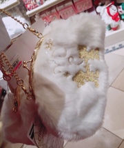 ディズニーSeaで買う物（カバン*2と小さい帽子）の画像