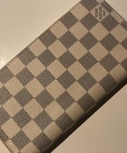 ヴィトンアズール 長財布の画像