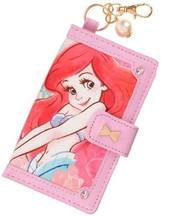 ピンクのキーケースの画像