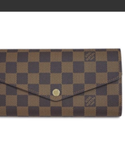 ルイヴィトンの長財布、免許証、保険証入ってます。の画像