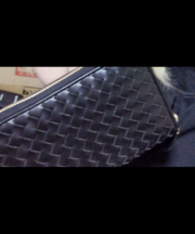 黒い長財布 ファスナー付き(ゴールド)の画像