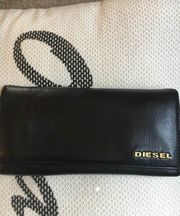 DIESELの長財布の画像