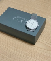 knot 時計 シルバーの画像