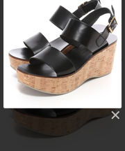 ファビオルスコリーニ黒サンダル　サイズ38の画像