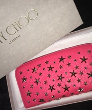 jimmychoo 財布 蛍光ピンク ジミーチュウの画像