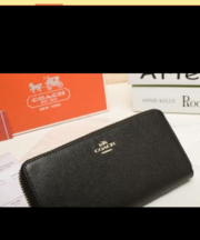 コーチ 黒長財布の画像