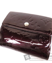 ルイヴィトンのヴェルニ 小銭入れ 紫色の画像