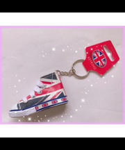 スニーカー型のキーホルダーの画像
