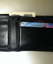 黒の二つ折り財布 (Black Wallet)の画像