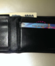 黒の二つ折り財布 (Black Wallet)の画像
