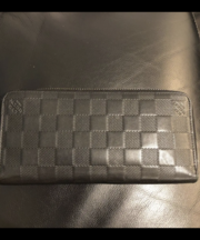 ルイヴィトンのダミエ ジッピーウォレットの画像