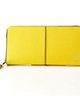 黄色い財布の画像