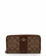 COACHの財布の画像