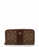 COACHの財布の画像