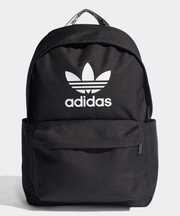 黒のadidasバックの画像