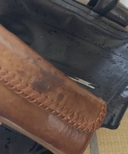 茶色の長財布の画像