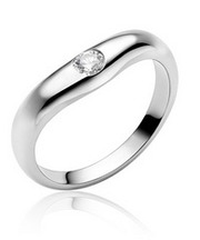 三宝茶楼 結婚指輪 ブルガリのコロナ  プラチナダイヤの指輪の画像