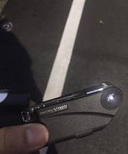 黒いセンサーの鍵、車の鍵のようなものですの画像