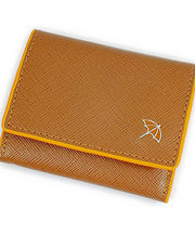 薄茶色の長財布の画像