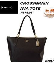 COACHの黒のカバンの画像