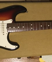 フェンダーのエレキギターを大阪市の駐車場に置き忘れましたの画像