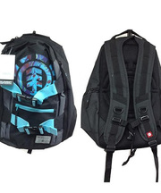 黒と水色のelementのリュックの画像