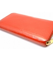 ルイヴィトン ヴェルニ ジッピーウォレットの画像