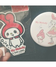 イラストレーターcahoさんの缶バッチ。マイメロとのコラボのバッチ。の画像